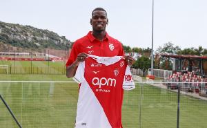 专家：博格巴难以支撑长时间的高水平比赛，可以说是彻底的失败