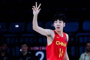 承诺加盟路易斯维尔！媒体人：张博源是国内同年龄段顶级全能锋线