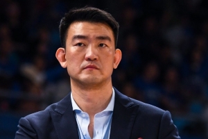 王博：比赛都有不确定性 虽然打回主场但一定不能轻敌 要全力以赴