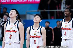 媒体人：广东连续两年无缘四强 但今年相比于去年明显低于预期