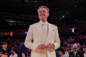 名帅：尼克斯有NBA最好的10人轮换 布伦森是我见过的最强球员之一
