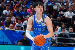 可圈可点！曾凡博24分钟6中4拿10分 三分3中2