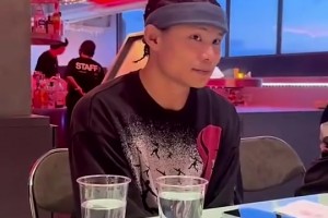 杰伦威经典采访：我是科比的粉丝，而詹姆斯是最接近科比的人！
