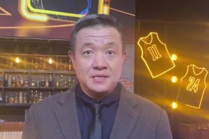 哈登的失误有多离谱？独占季后赛第4 前10都有总冠军！