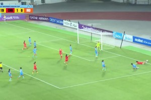 刘雨希禁区内倒地获得点球，亲自主罚命中，中国U17女足2-0领先