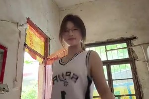 快船5号签拿去换字母哥？大史：价值不够，雄鹿也不一定要加兰~