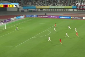刘雨希单刀破门梅开二度！中国U17女足2-2朝鲜