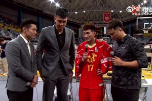 孙铭徽：目前体能还是差很多，强度有些跟不上，教练一直在保护我